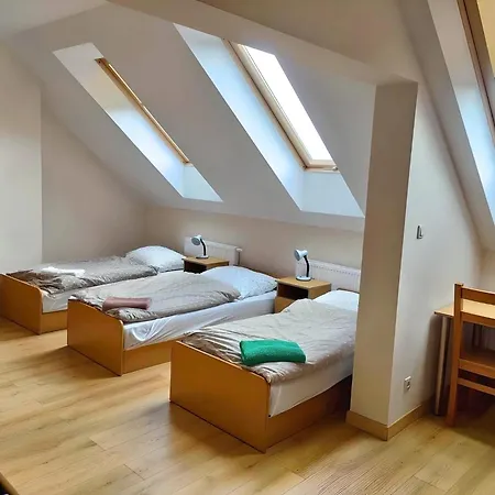 ゲストハウス Karmelitanski